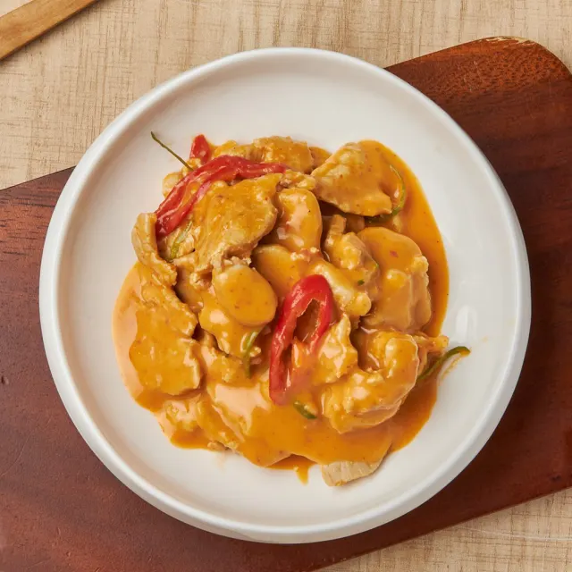 แพนงหมู อาหารลดน้ำหนัก 160 kcal โปรตีน 23 กรัม