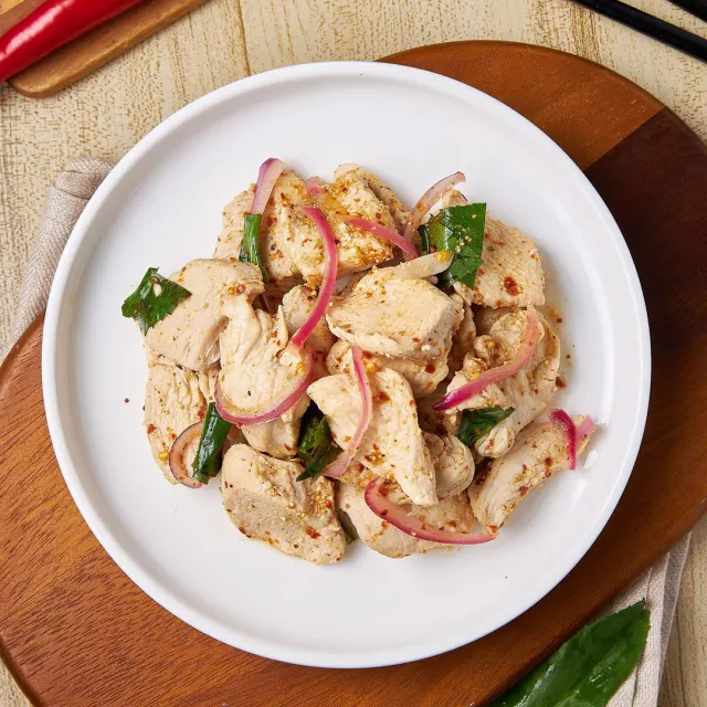 น้ำตกอกไก่ อาหารลดน้ำหนัก 150 kcal โปรตีน 25 กรัม